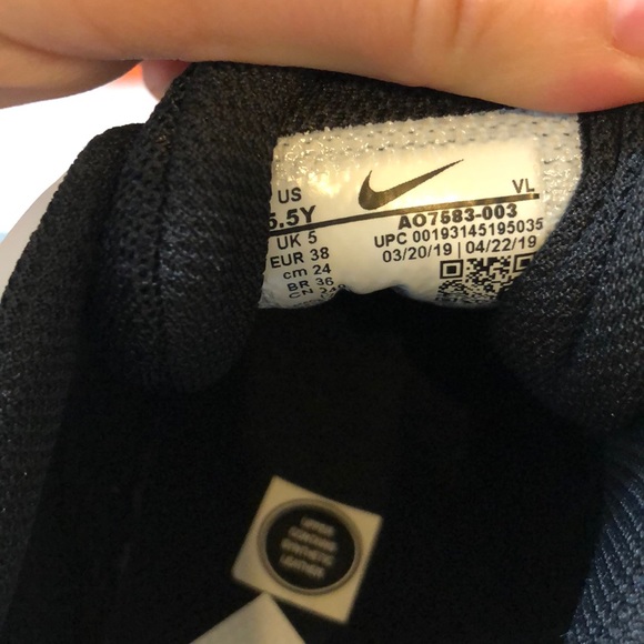 Nike alpha huarache varsity low cleat black 6 yth - Picture 5 of 6